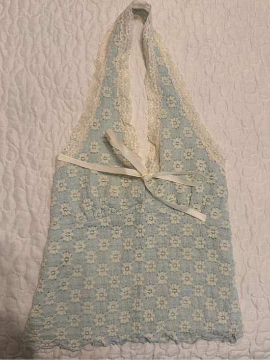 La peche Tops - Lace-Trim Halter Tank Top - Light Blue